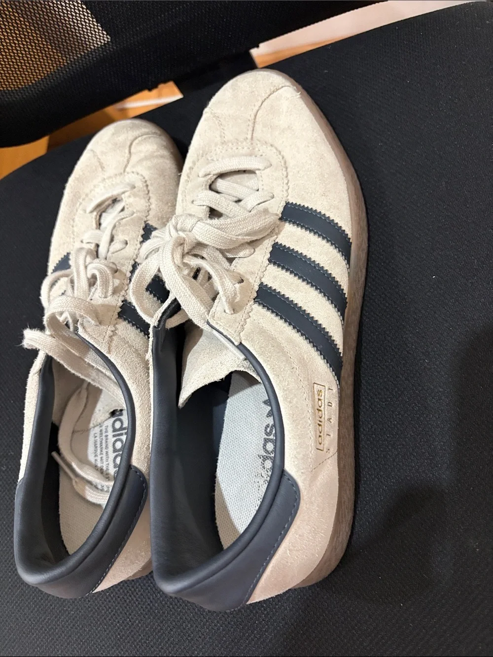 adidas Women’s Beige Suede Sneakers with Black Stripes. Size 9.5